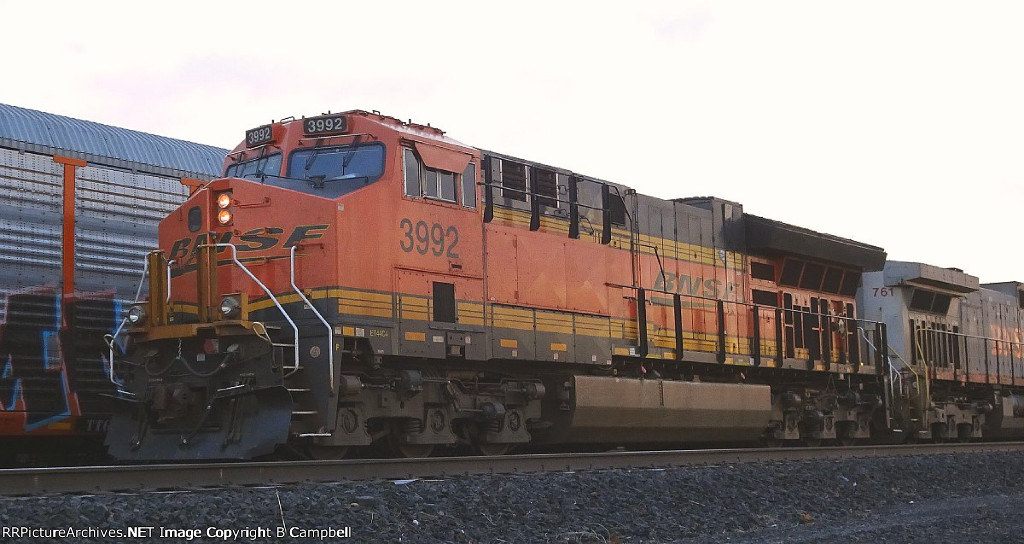 BNSF 3992